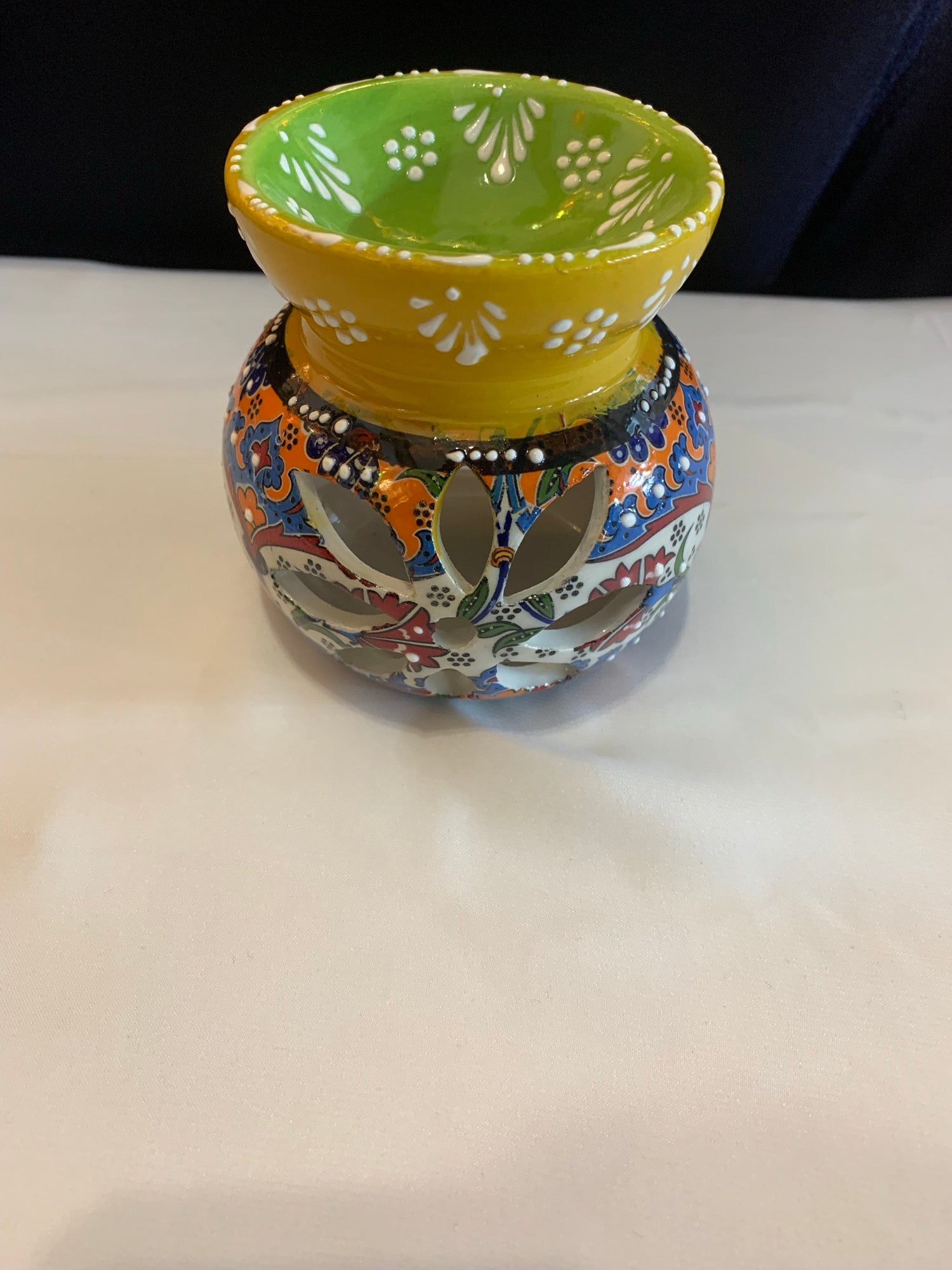Wax and Oil Burner / Tealight Holder