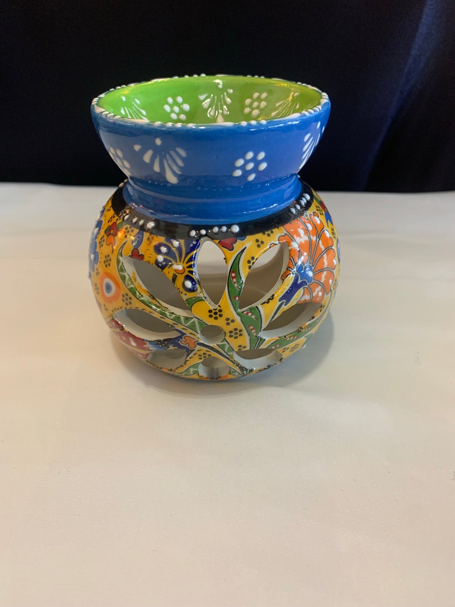 Wax and Oil Burner / Tealight Holder