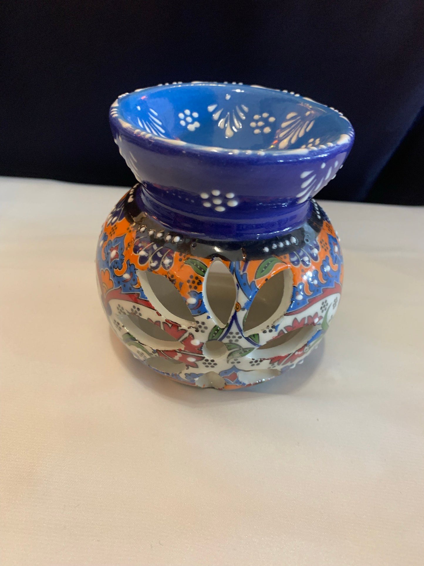 Wax and Oil Burner / Tealight Holder