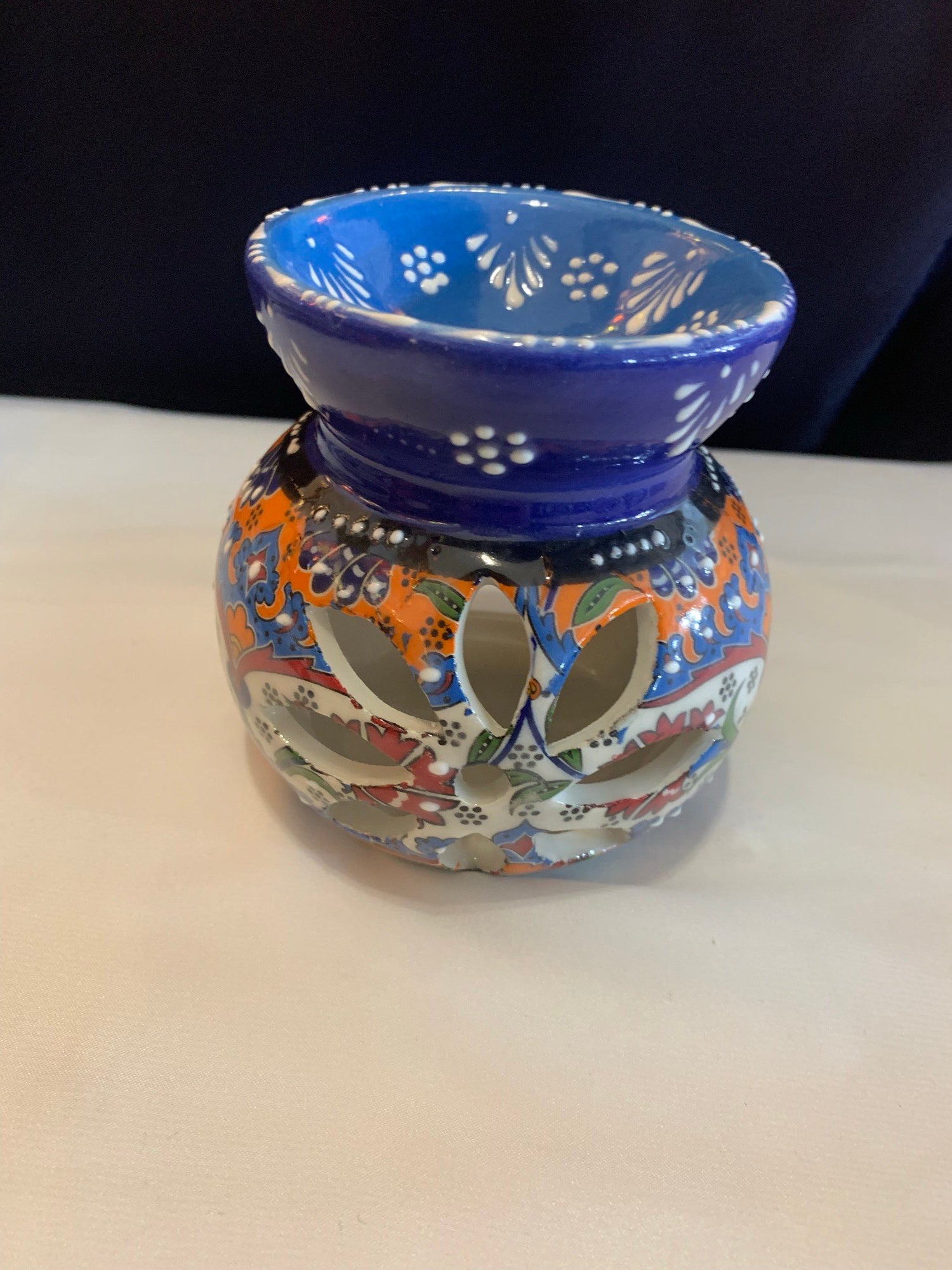 Wax and Oil Burner / Tealight Holder
